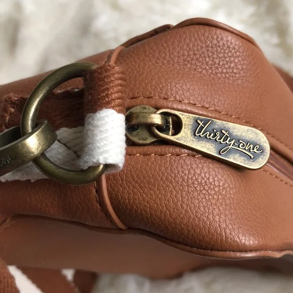 Thirty One Brown Vegan Leather Crossbody Brass Hardware - Picture 4 of 11
